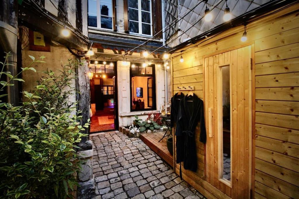 Le Spa Gustave - Sauna, Jacuzzi & Terrasse A Rouen Exterior photo