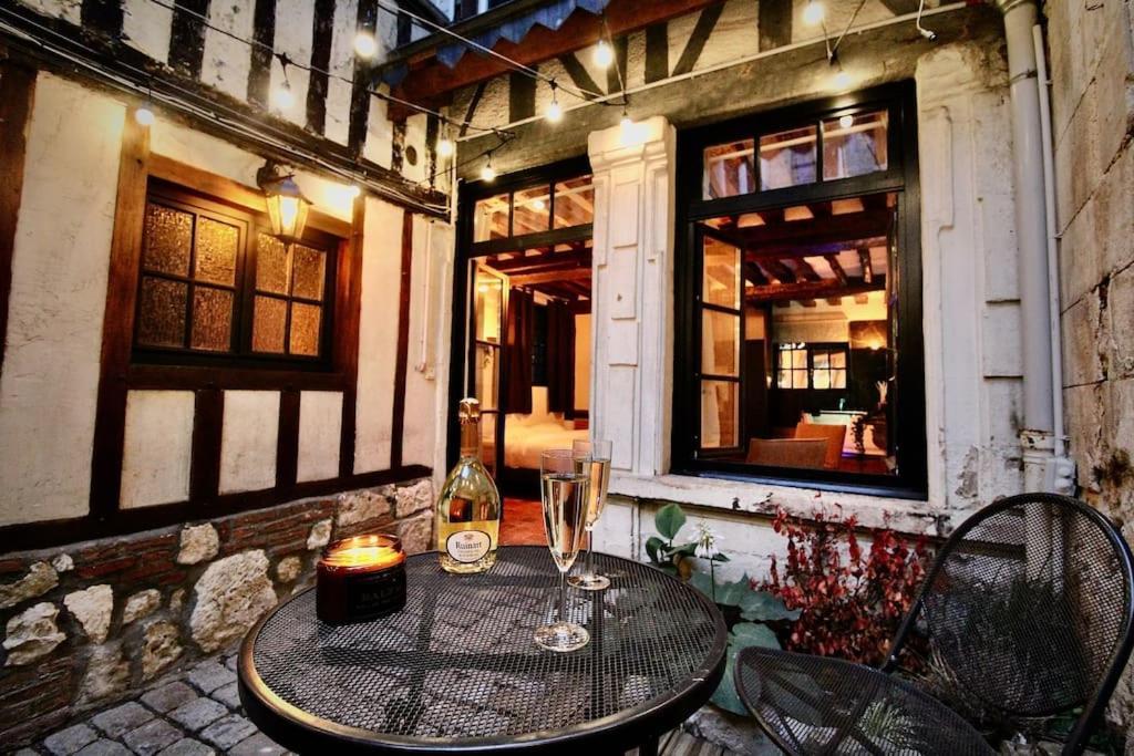 Le Spa Gustave - Sauna, Jacuzzi & Terrasse A Rouen Exterior photo